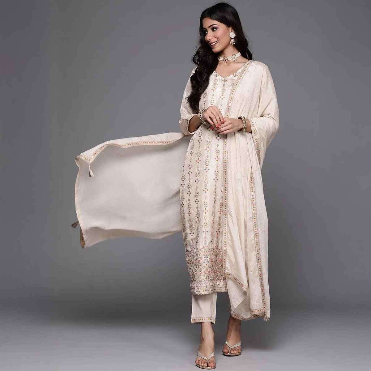 Libas Women Beige Kurta And Beige Solid Trouser With Beige Chiffon Embellished Dupatta - 33338Om
