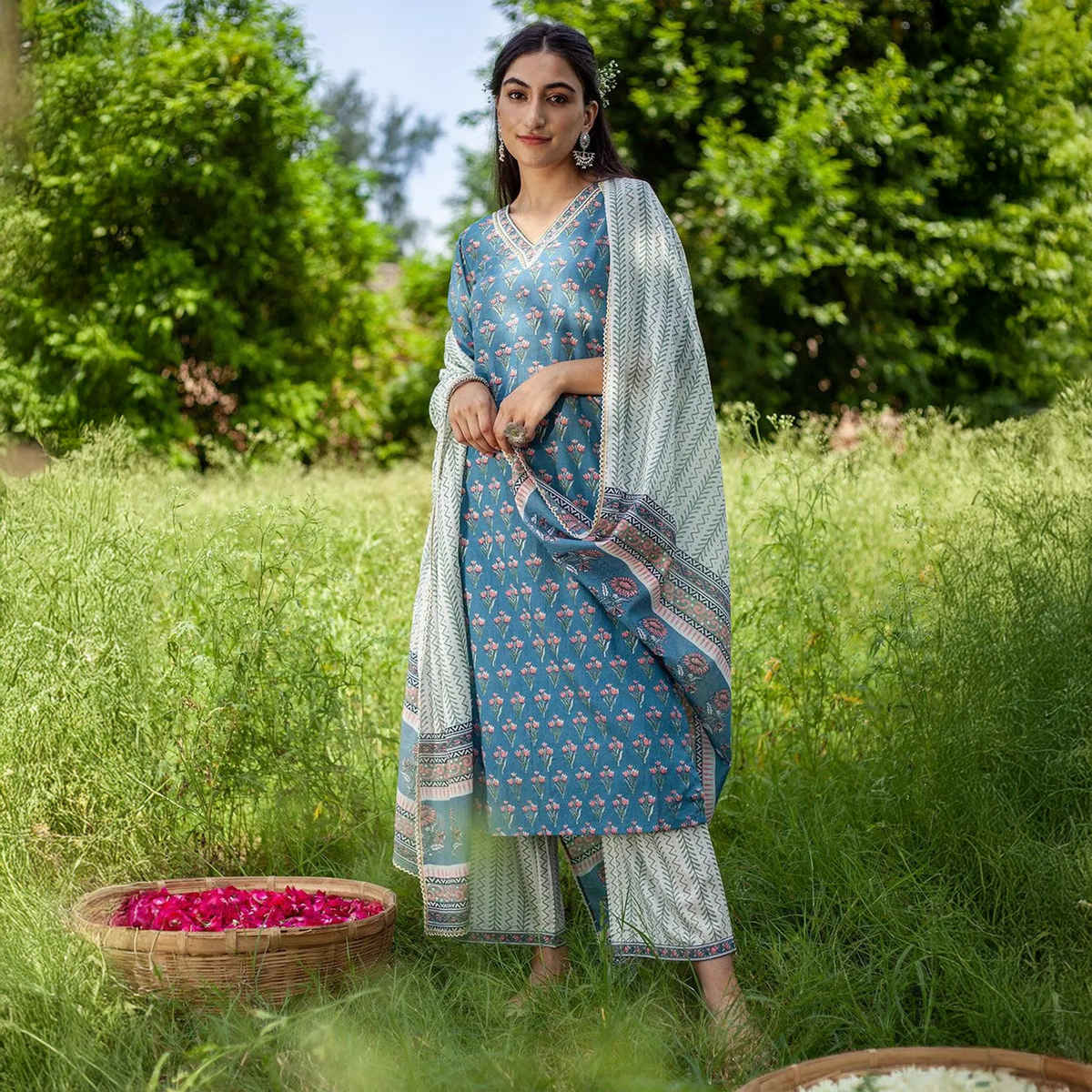 Libas Women Straight Kurta And Palazzo With Dupatta - 20128Os