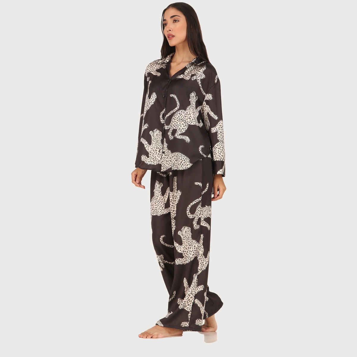 Masha Women's Cheetah Black Oversized Pajamas | Set | M