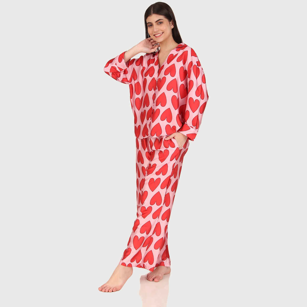 Masha Women's All Hearts Oversized Pajamas | Set | M