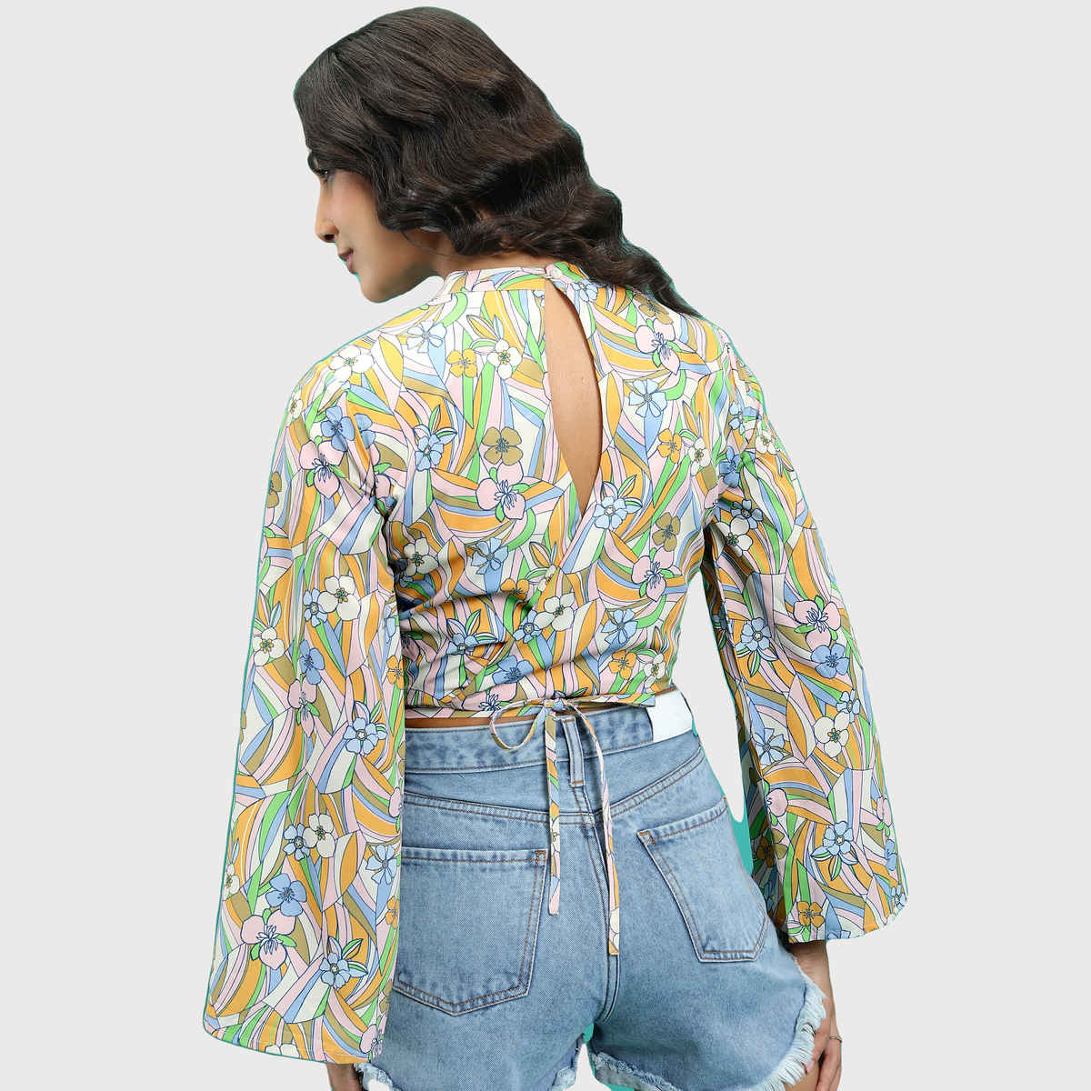 Tokyo Talkies Women's Floral Print Bell Sleeve Waist Tie Up Crop Top | Pink - S