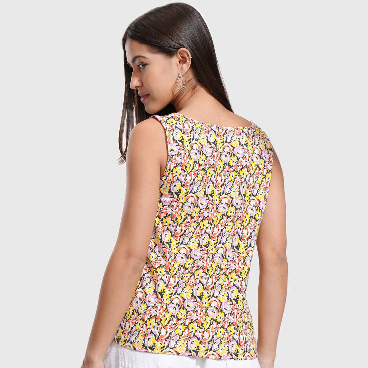 Tokyo Talkies Women's Floral V Neck Sleeveless Knit Top | Multicolour - S
