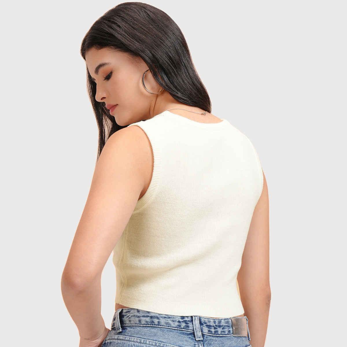 Tokyo Talkies Women's Coconut Milk Square Neck Crop Tank Sweater | White - L