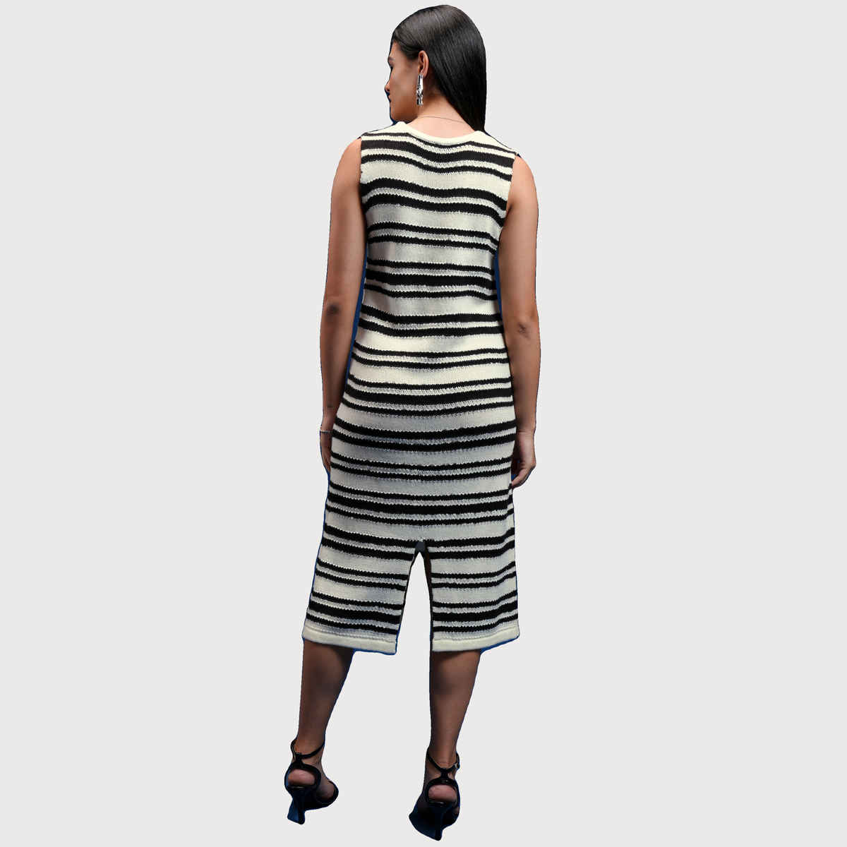Tokyo Talkies Women's Tofu & Jet Black Sleveless Striped Sheath Sweater Dress | Black - L