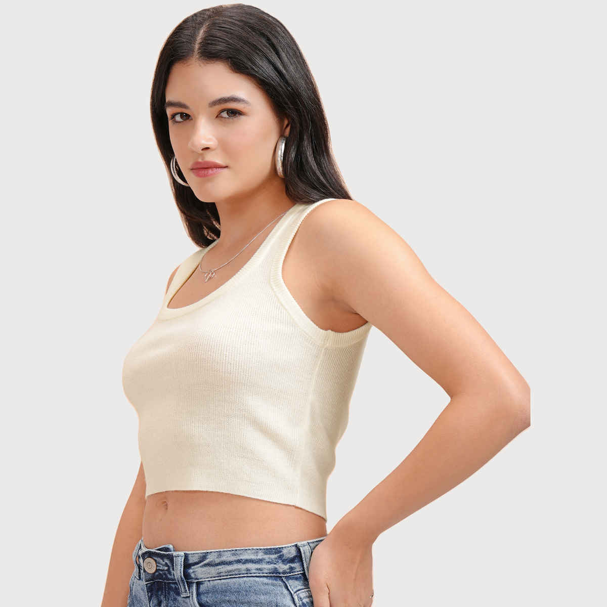 Tokyo Talkies Women's Coconut Milk Square Neck Crop Tank Sweater | White - L