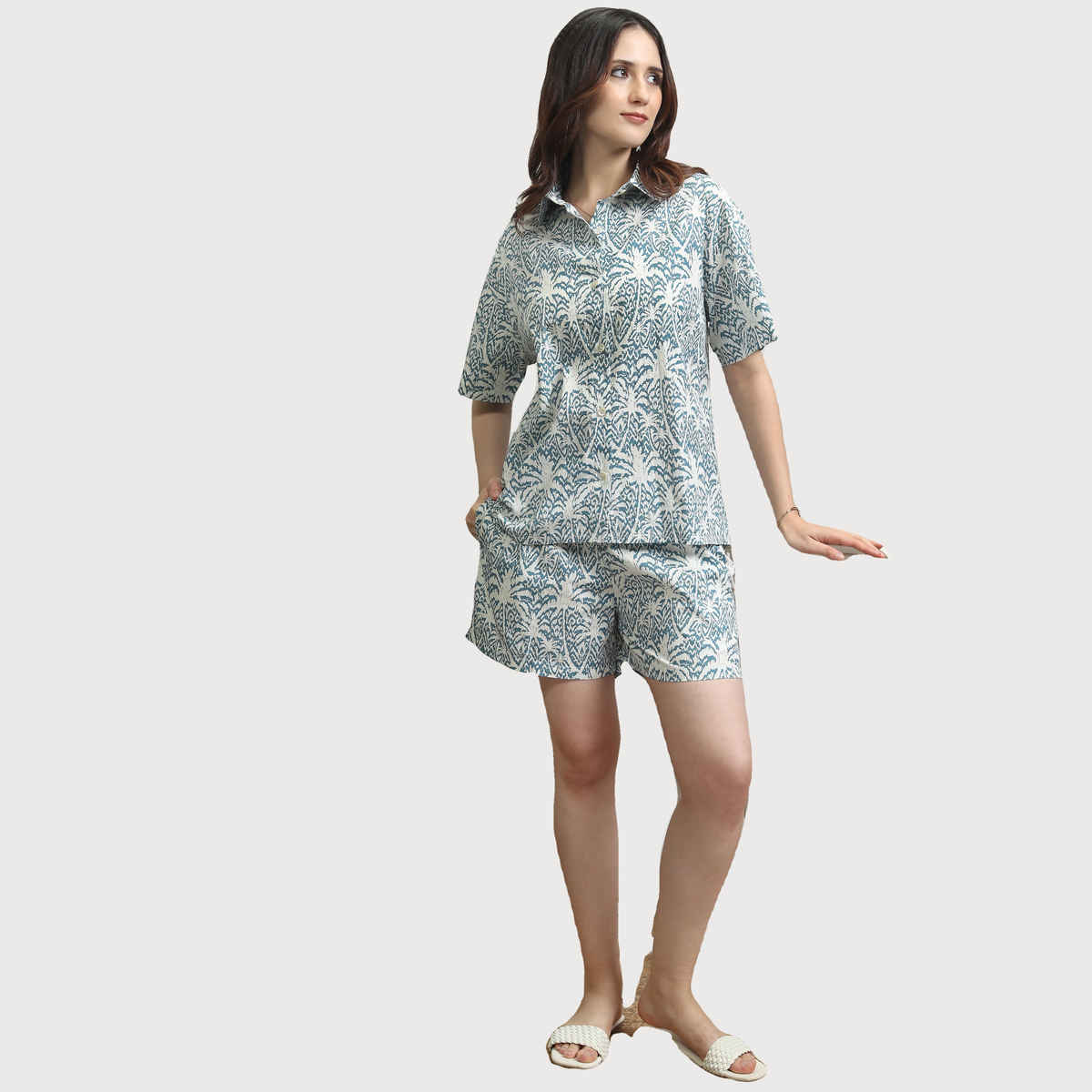 Tokyo Talkies Women's Printed Shirt and Shorts Co-Ord Set | Blue - L