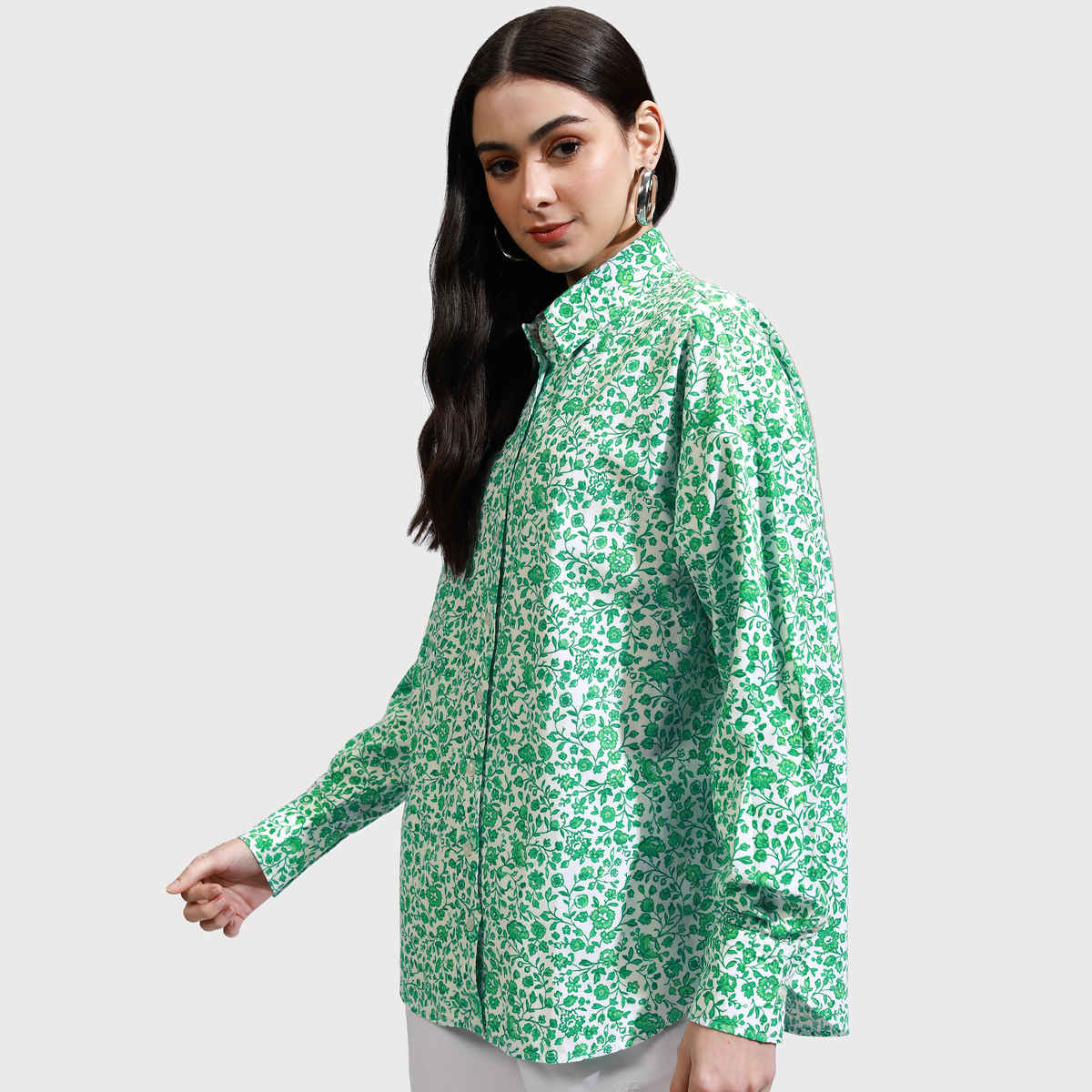 Tokyo Talkies Women's Floral Buttondown Oversized Shirt | Green - M
