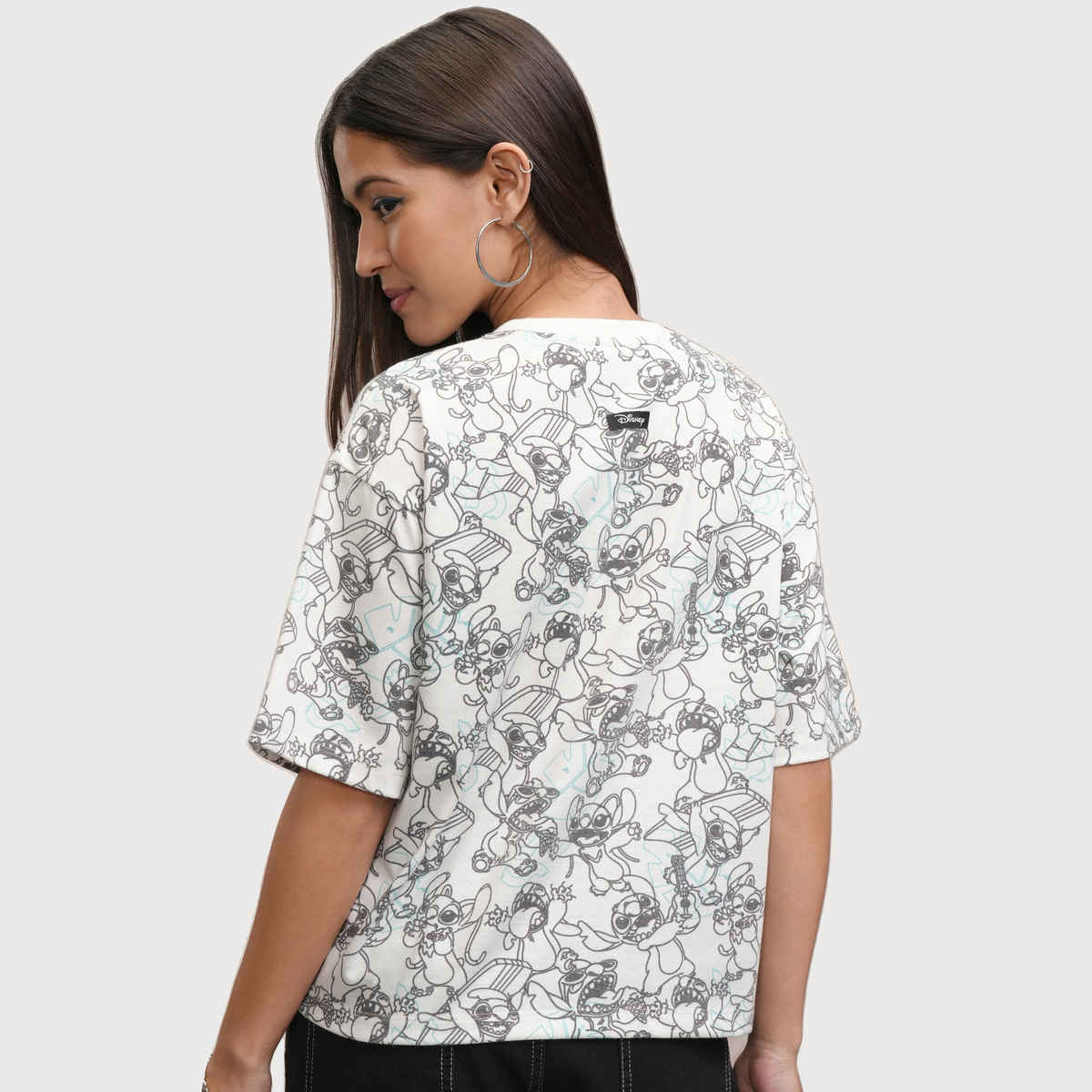 Tokyo Talkies Women's Disney Stitch Embroidered Relaxed Fit T-shirt | White - L