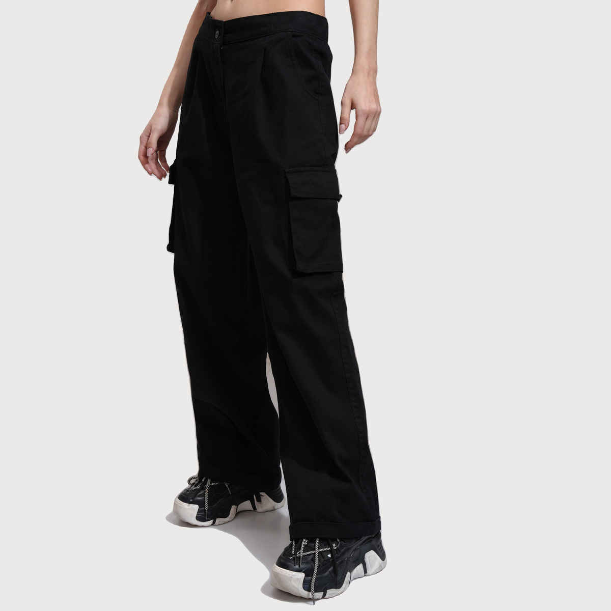 Tokyo Talkies Women's Cargo Wide Leg With Back Elastic Waist Band | Black - S