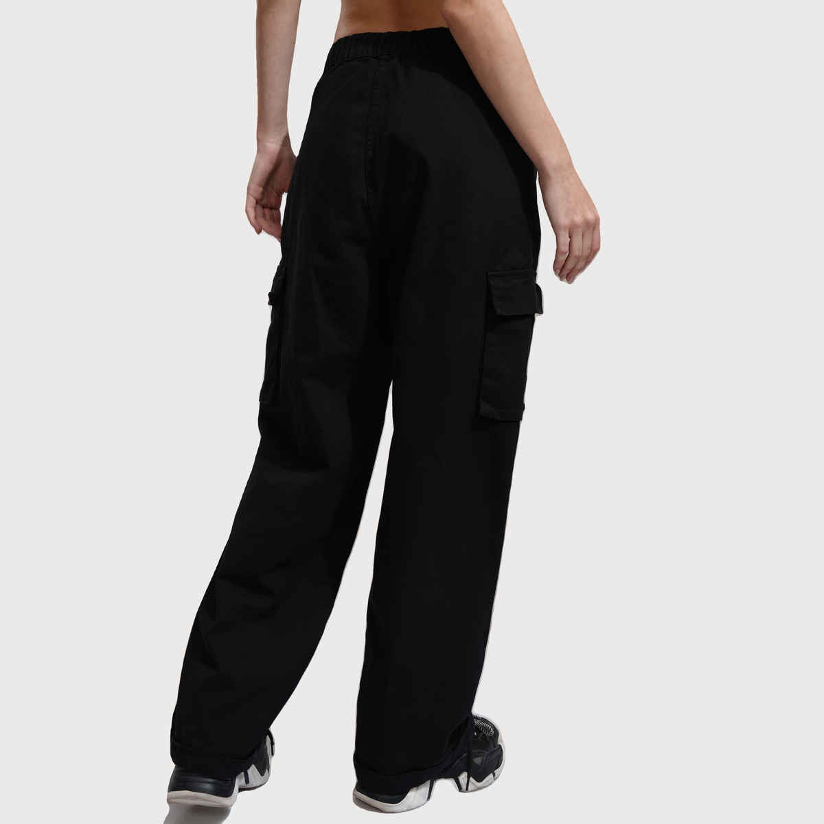 Tokyo Talkies Women's Cargo Wide Leg With Back Elastic Waist Band | Black - S