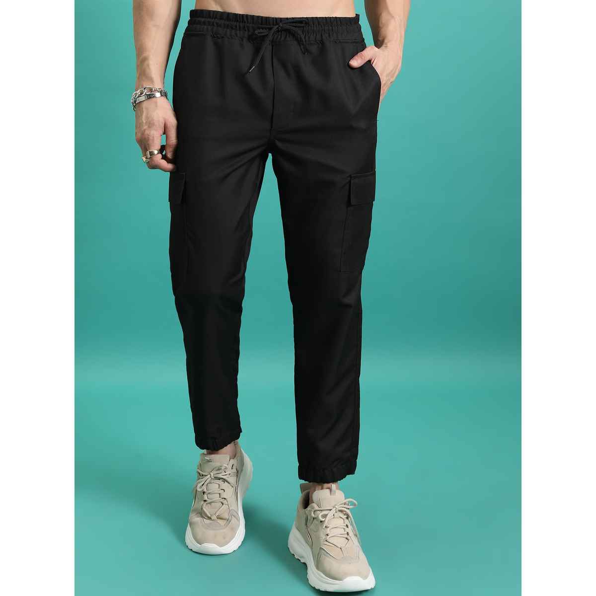 Highlander Men's Regular Fit Plain Cargo Jogger Trouser | Black - 34
