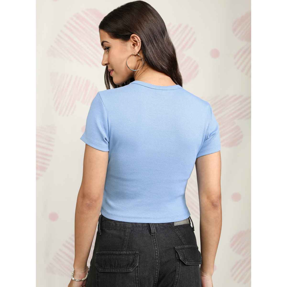 Tokyo Talkies Women's Disney Mickey & Friends Printed Crop T-shirt | Blue - XL