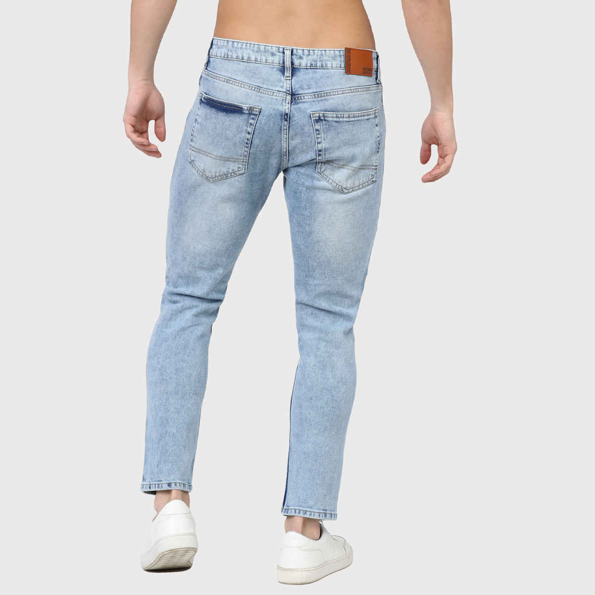 Highlander Men's Tapered Fit Mildly Distressed Heavy Fade Stretchable Jeans | Blue - 34