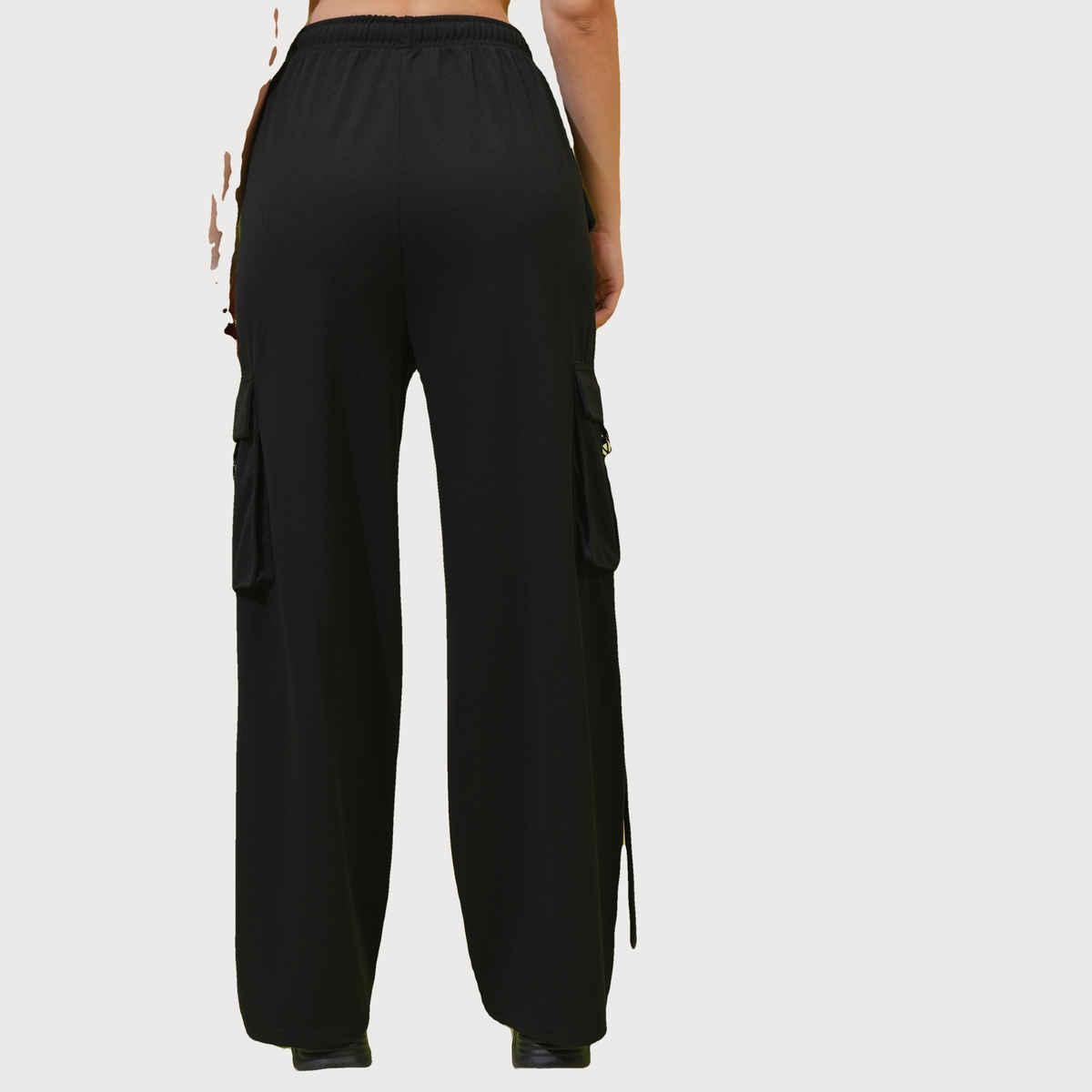 Tokyo Talkies Women's Solid Straight Fit Cargo Pant | Black - 34
