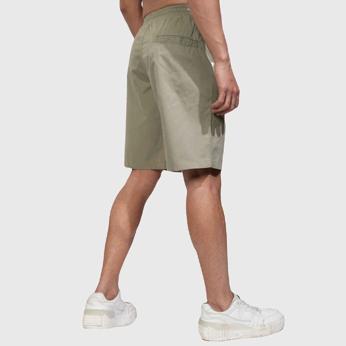 Highlander Men Knee Length Solid Regular Fit Shorts | Green - 30