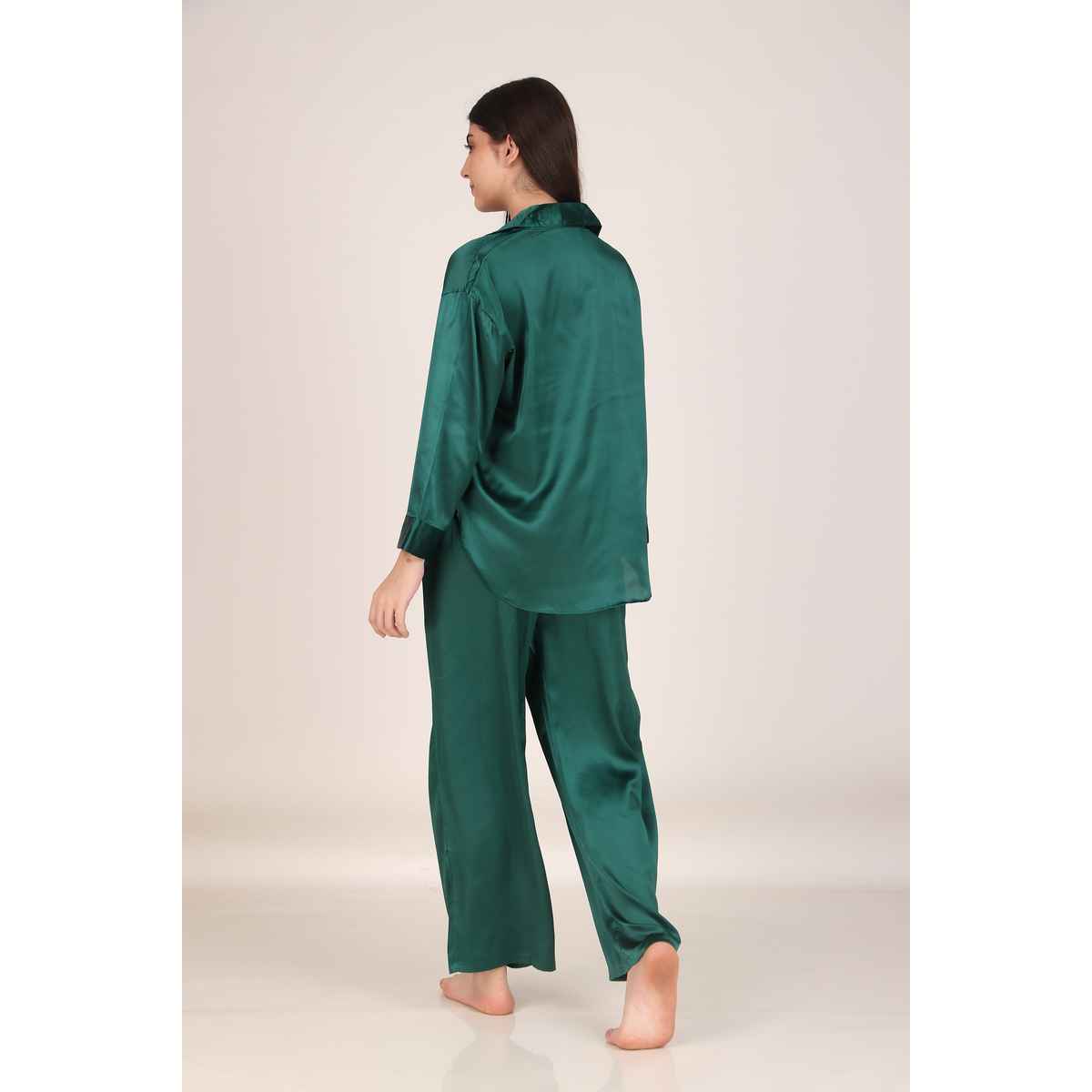 Masha Women's Solid Dark Green Oversized Pajamas | Set | L