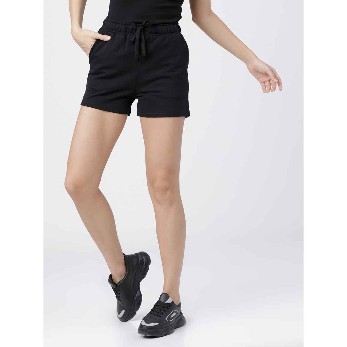 Tokyo Talkies Women's Solid Regular Shorts | Black - 28