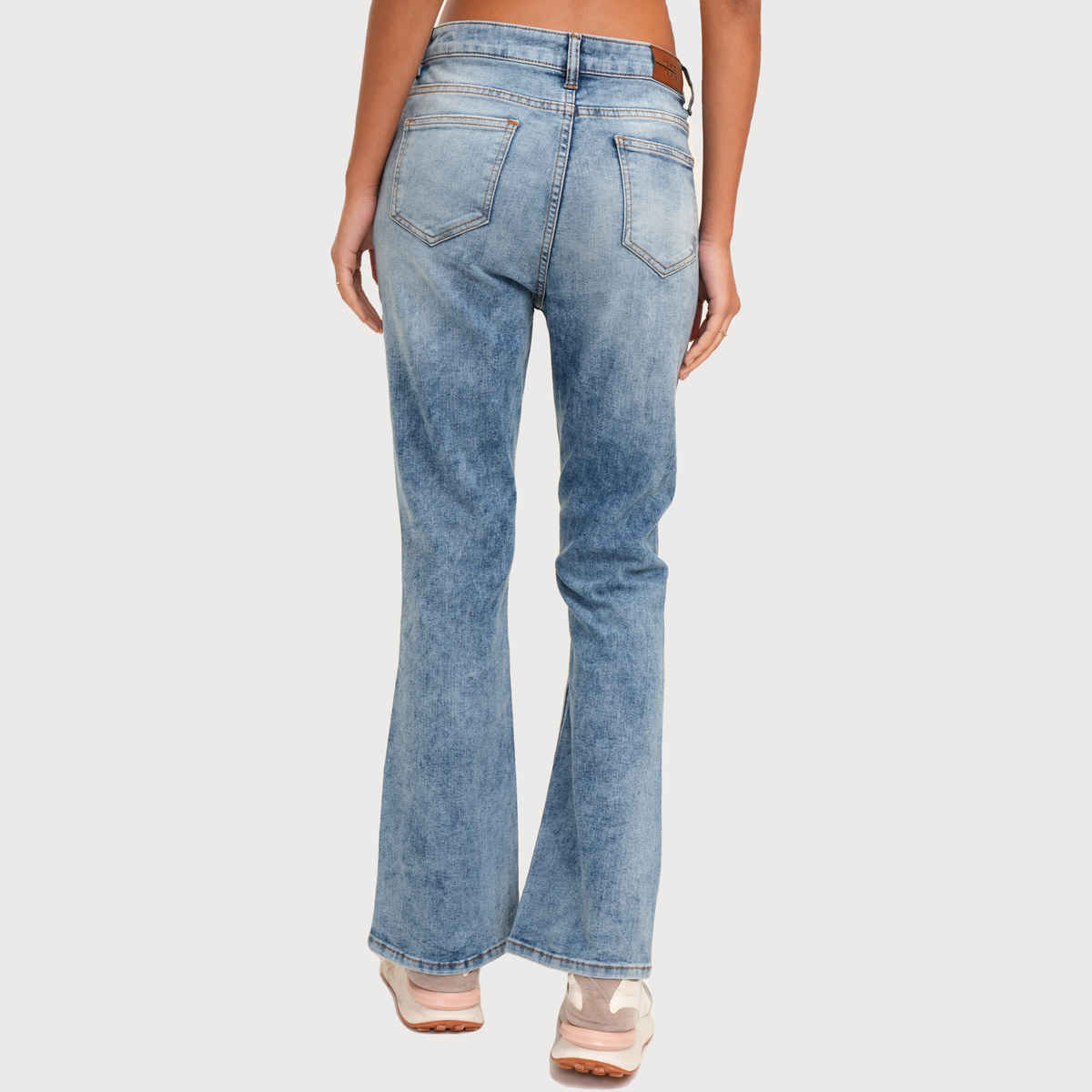 Tokyo Talkies Women's Washed Straight Fit Jeans - 32