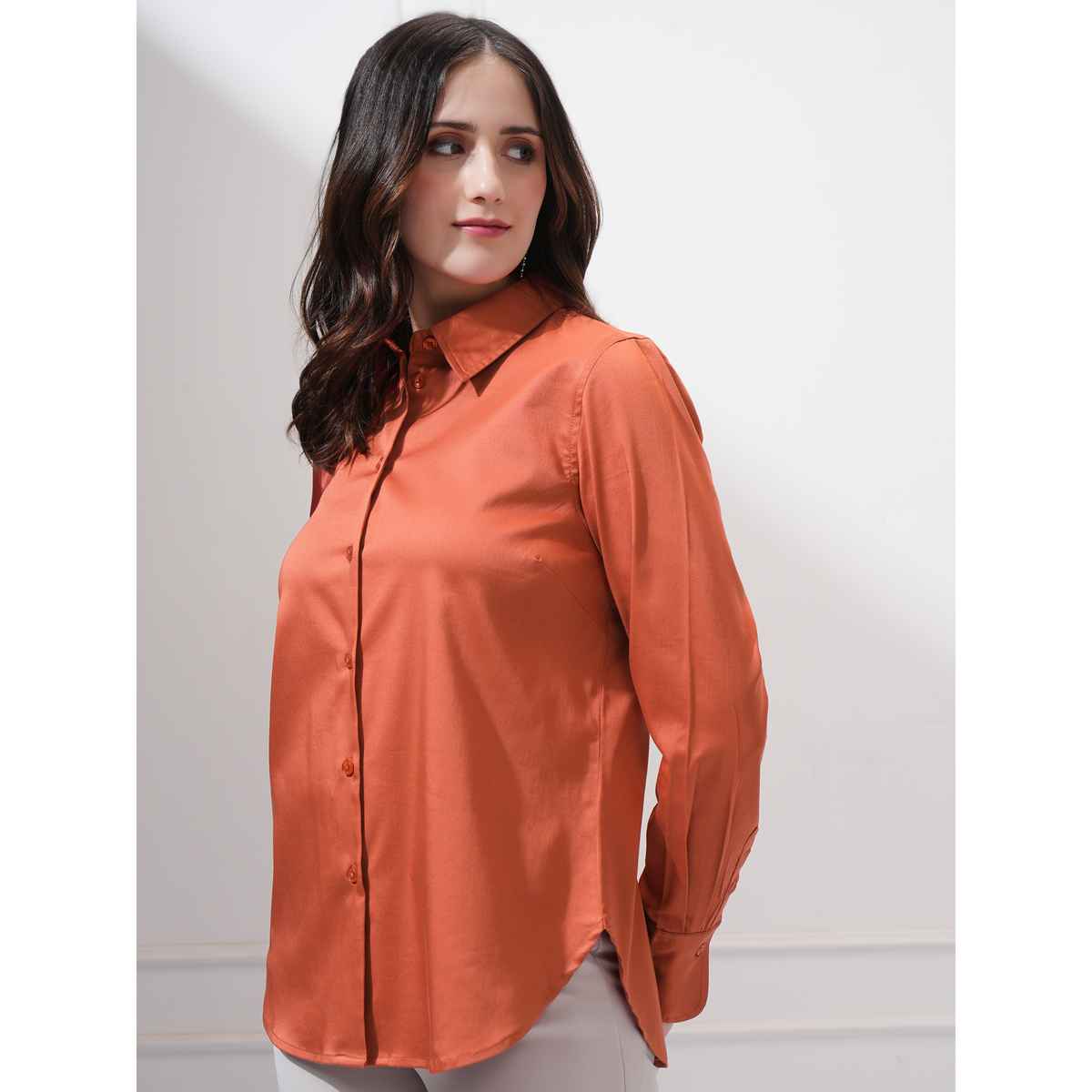 Tokyo Talkies Women's Rust Solid Buttondown Satin Shirt | Brown - L