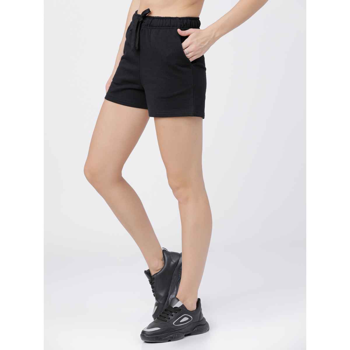Tokyo Talkies Women's Solid Regular Shorts | Black - 28