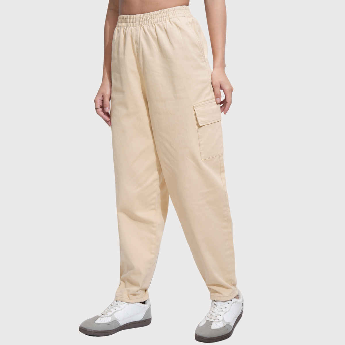 Tokyo Talkies Women's Mid Rise Mom Fit Cargo Trouser | Beige - M