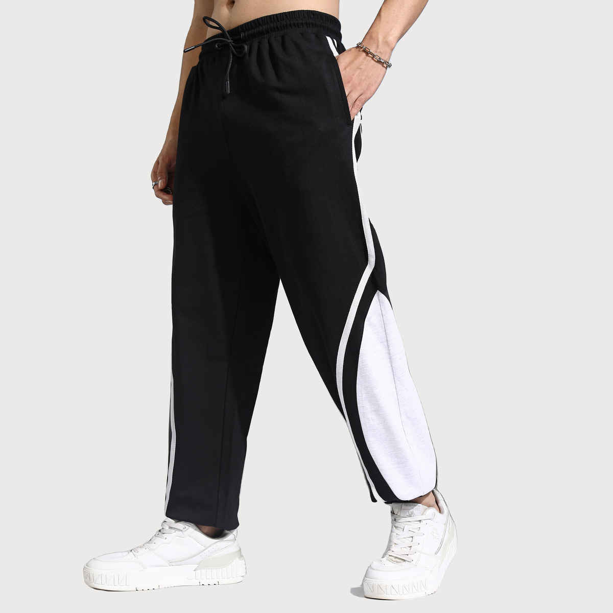 Highlander Men's Relaxed Fit Side Panel Cut Jogger Trouser | Black & Grey Melange - 34