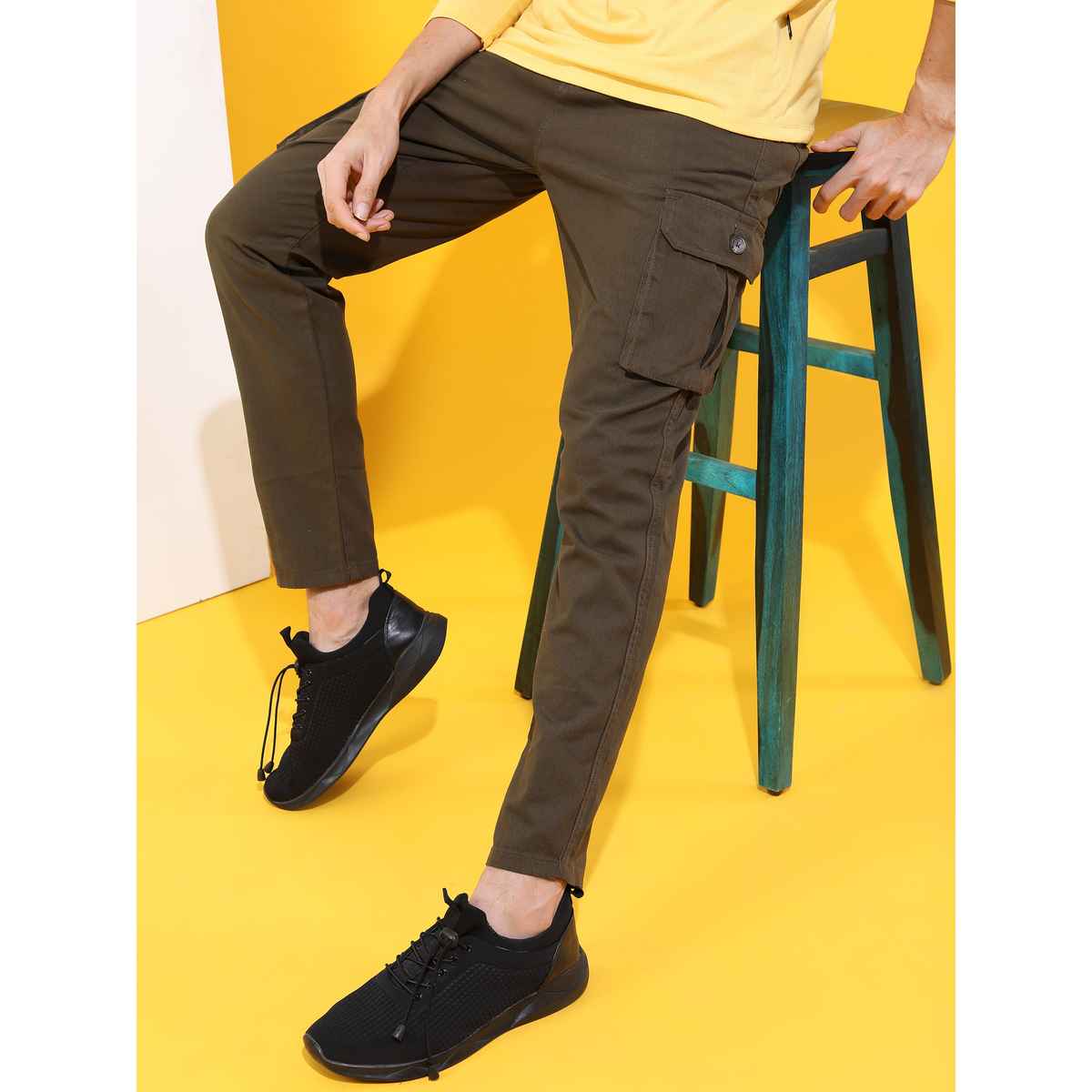 Highlander Men's Slim Fit Easy Wash Cargos Trouser | Olive Green - 30