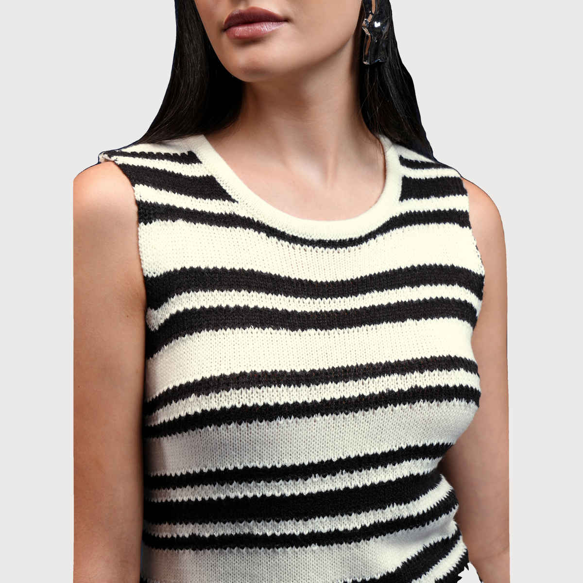 Tokyo Talkies Women's Tofu & Jet Sleveless Striped Sheath Sweater Dress | Black - XL