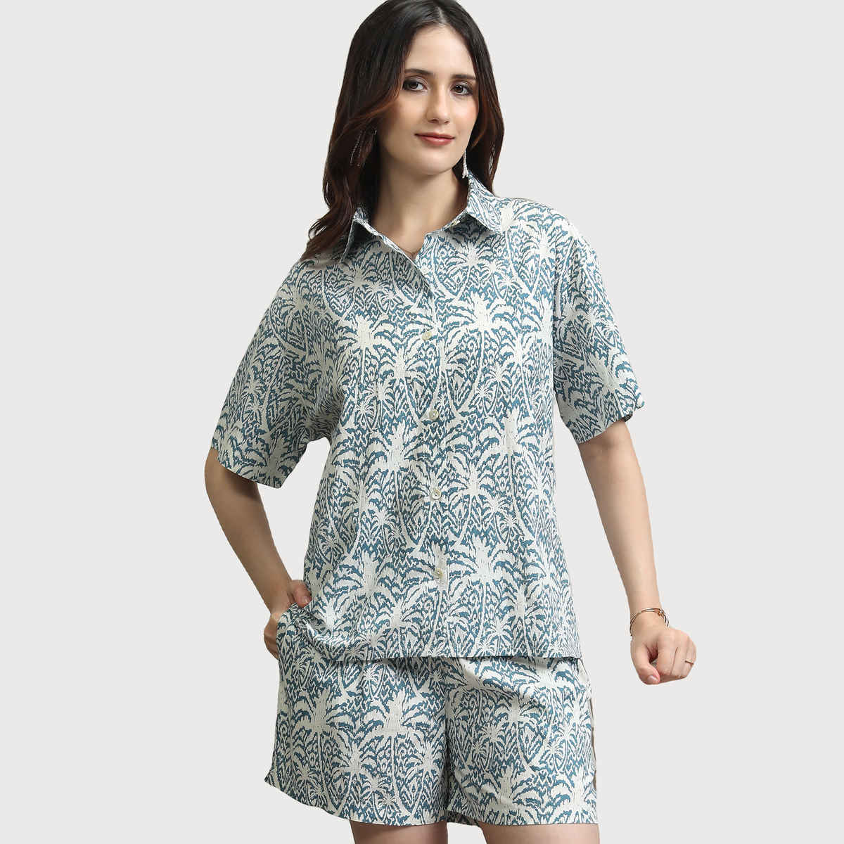 Tokyo Talkies Women's Printed Shirt and Shorts Co Ord Set | Blue - S