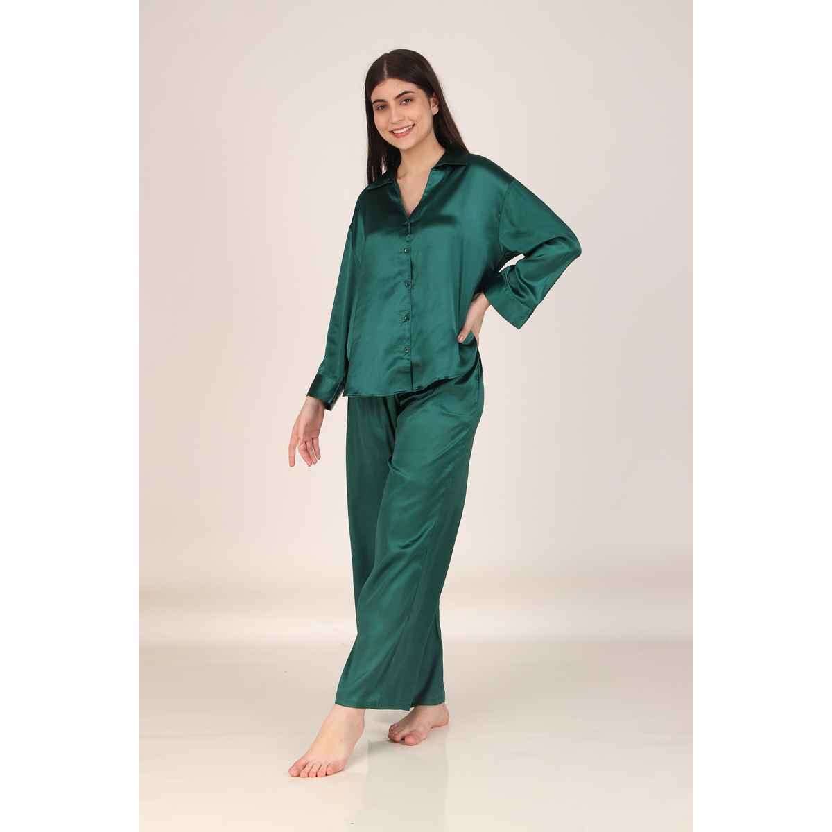Masha Women's Solid Dark Green Oversized Pajamas | Set | L