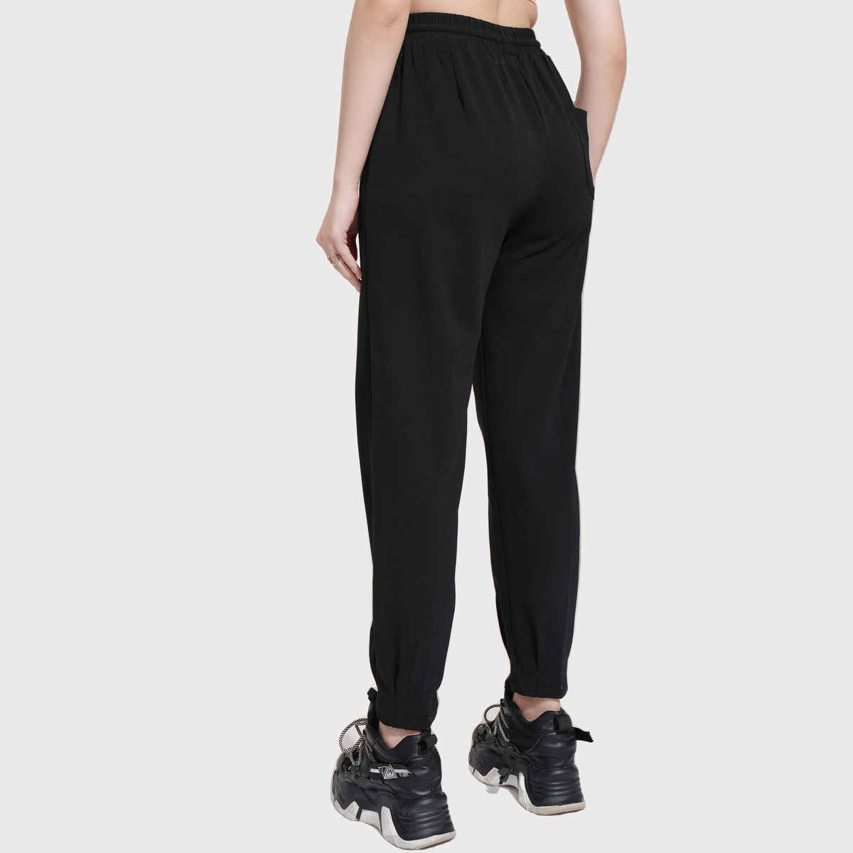 Tokyo Talkies Women's Solid Straight Fit Jogger Pants | Black - 32