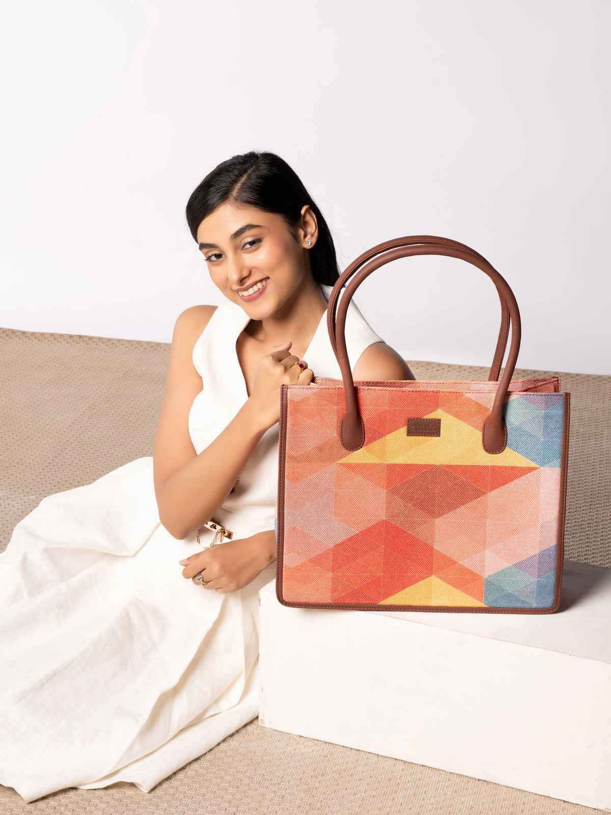 ZOUK Geooptics Book Tote