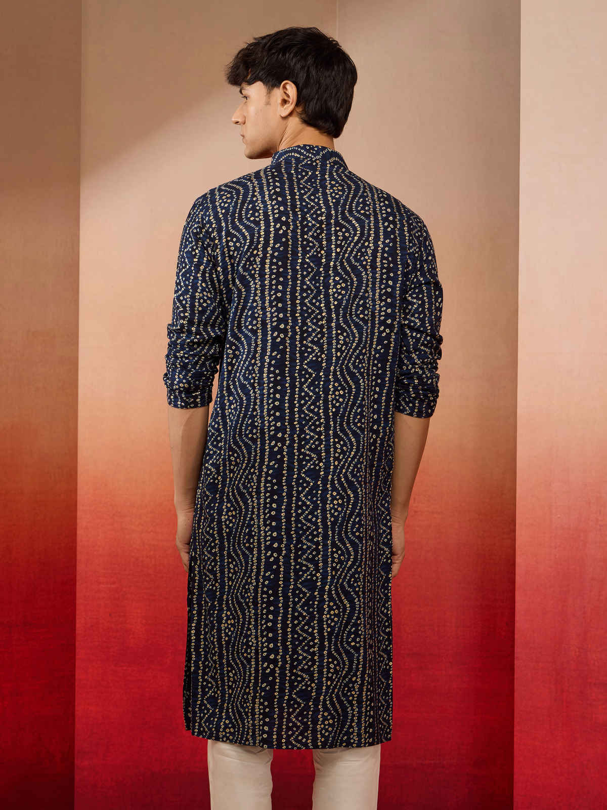 Vastramay Men's Navy Blue Bandhani Rayon Kurta | S
