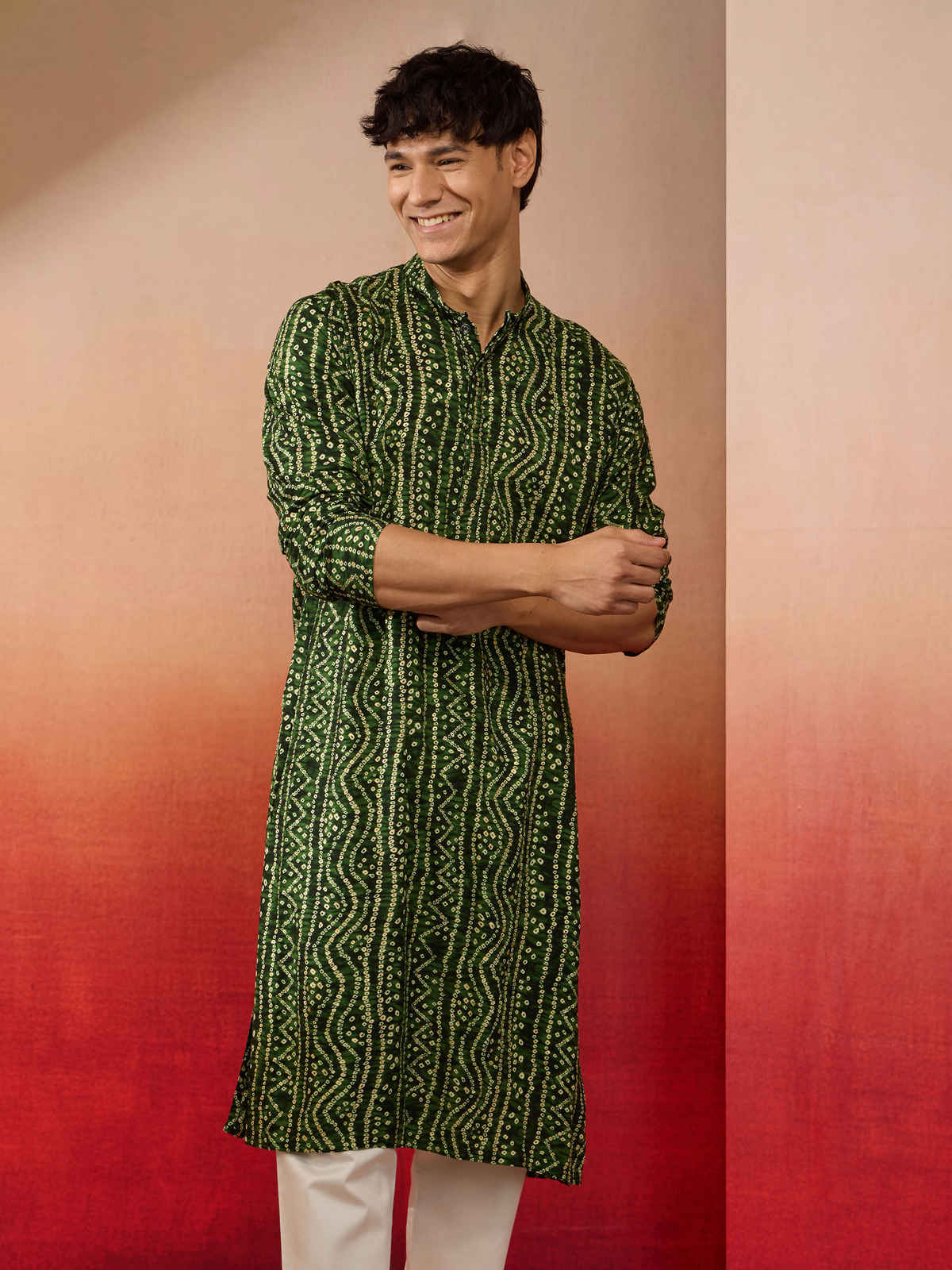 Vastramay Men's Green Bandhani Rayon Kurta | XL