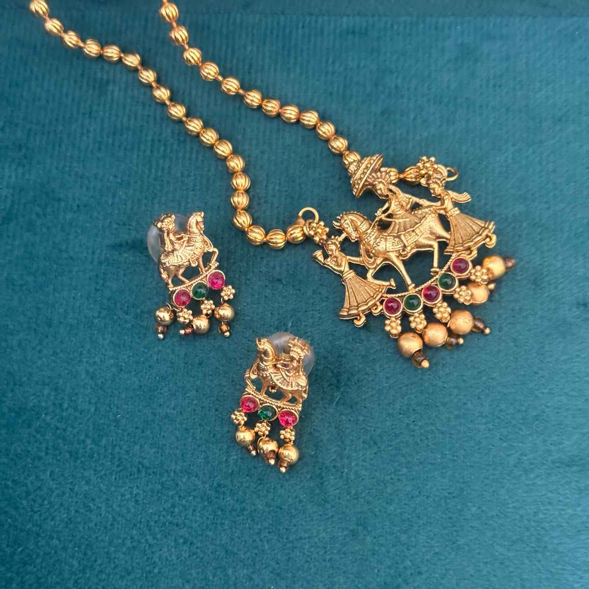 The Opal Factory Necklace Set Long in Golden Chain Barati Pendant with Ghungroo and Earrings | Gold