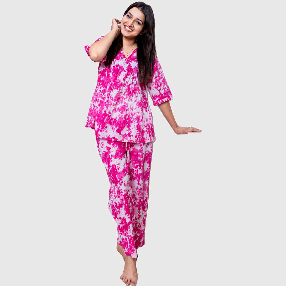 Sanskrutihomes Pink And White Tie And Dye Pure Cotton Night Suit | S