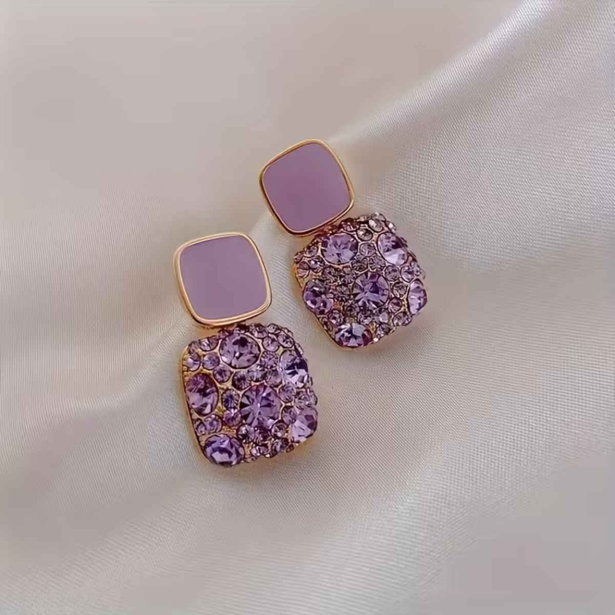 BeautyNX Lavish Sparkle Studs Earrings | Gold | BNX-EAR-0004