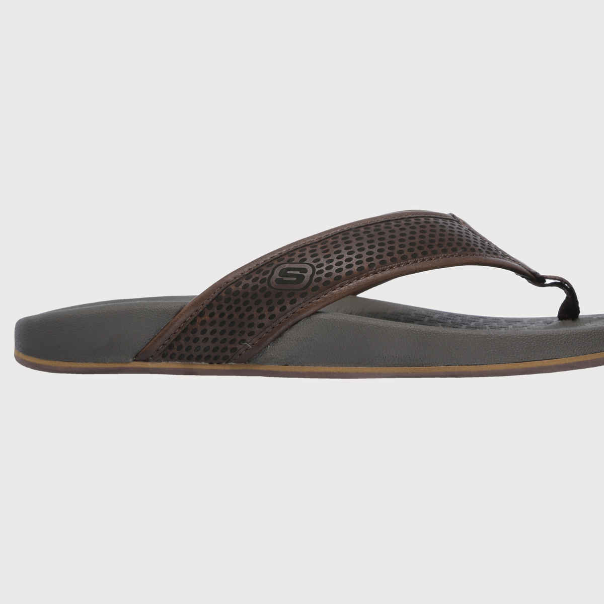 Skechers Mens Pelem Emiro Slipper | Chocolate | UK 7