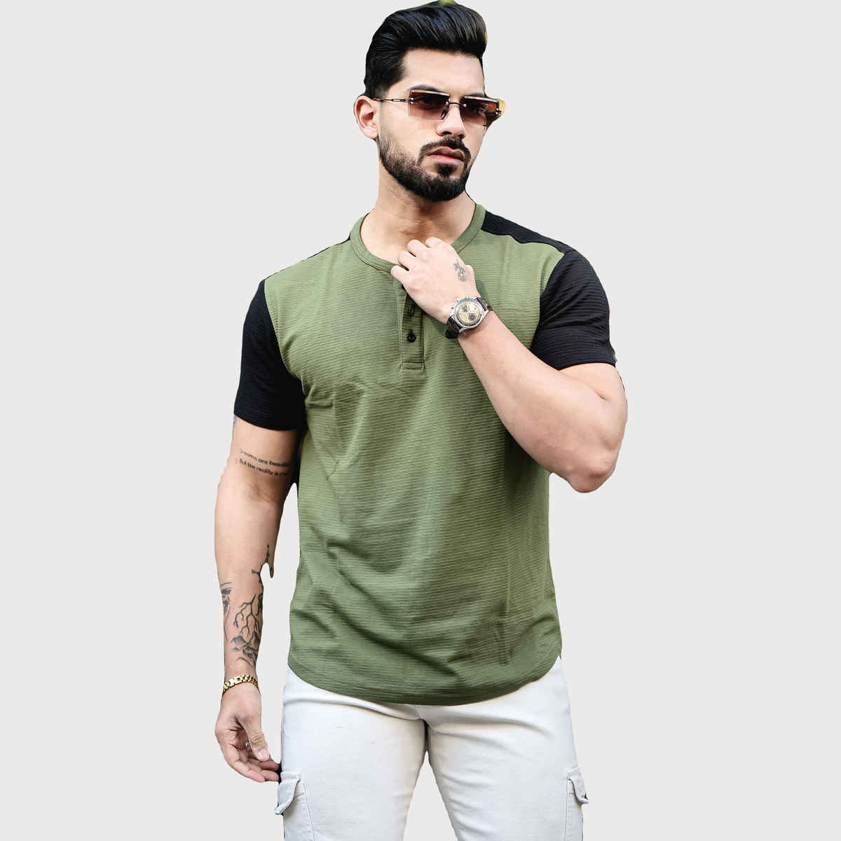 Gritstones Men s Green Black Colorblocked Henley T-shirt | XL