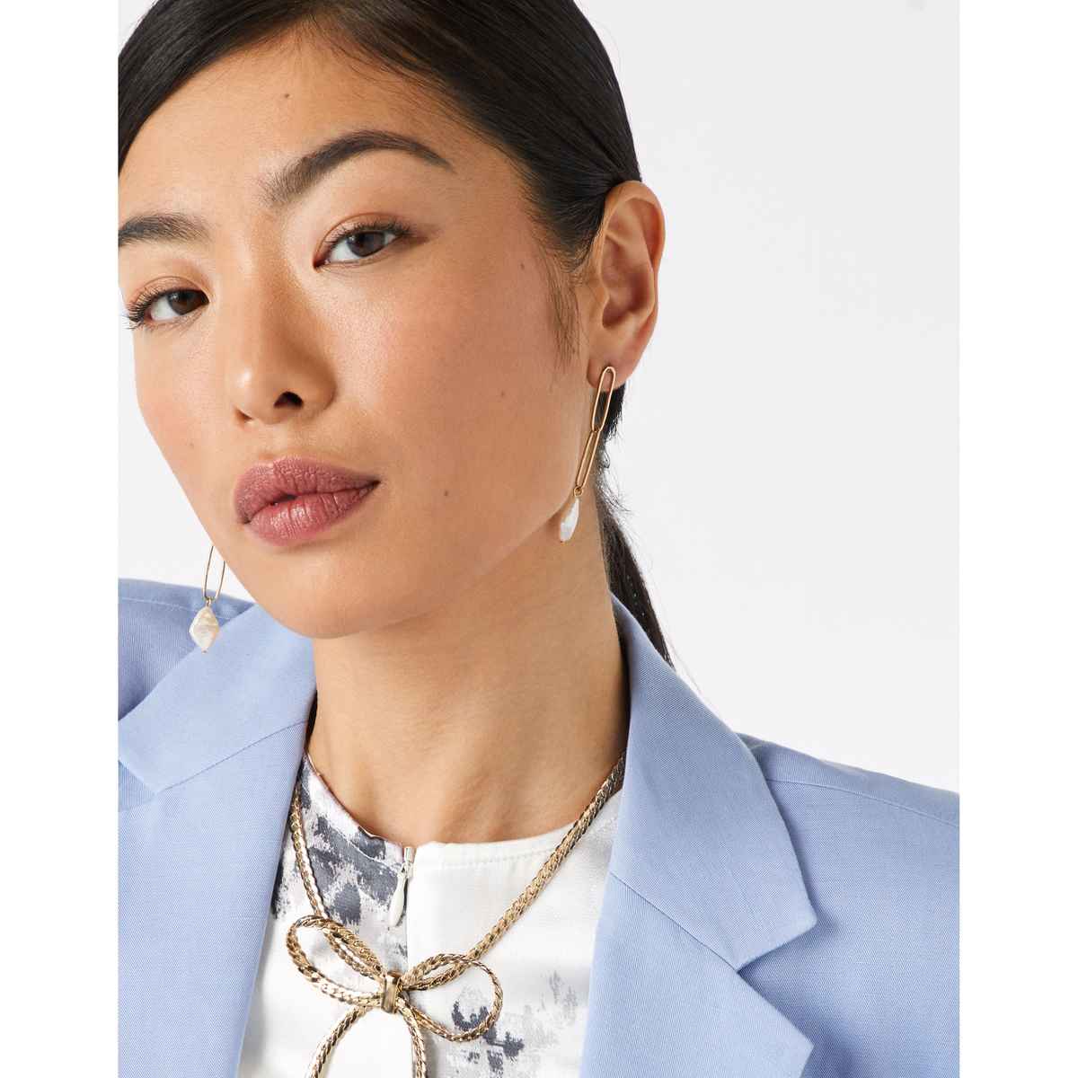 Accessorize London Women's Freshwater Pearl Chain Earring - Gold