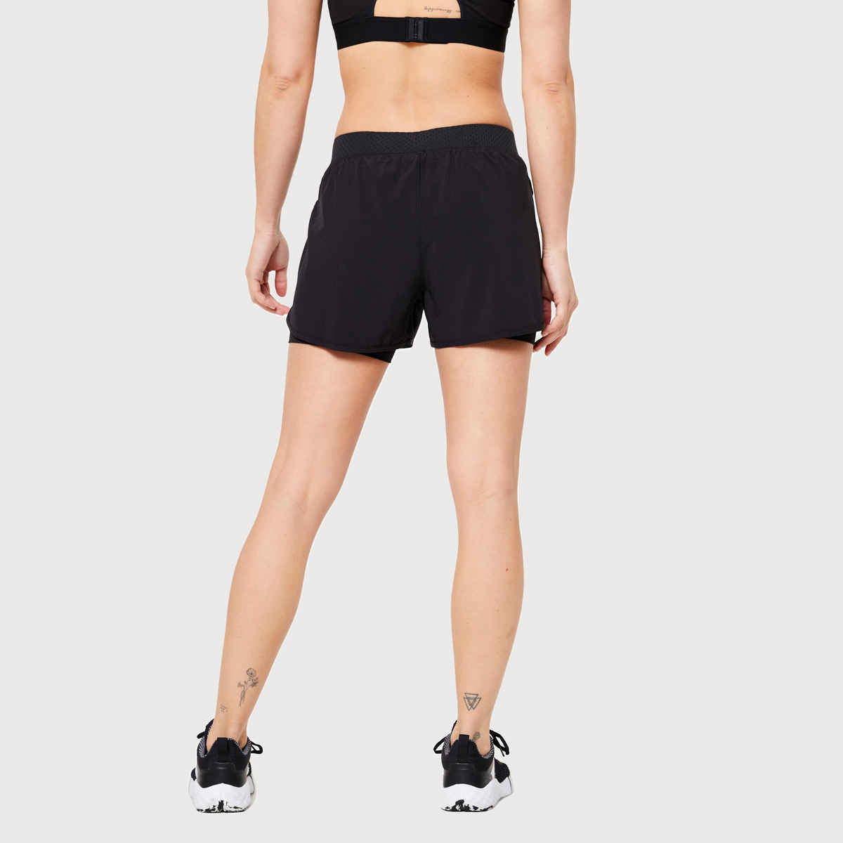 Decathlon Domyos Women 2|in|1 Anti|Chafing Gym Shorts | Black | L
