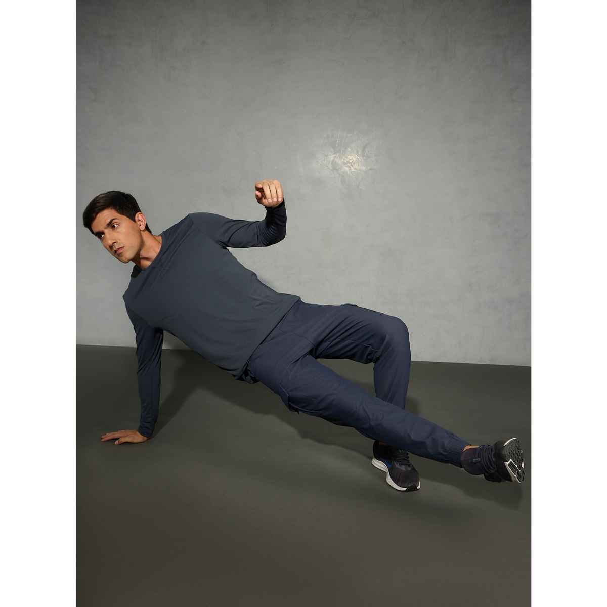 Technosport Men's Poly Solid Slim Fit Round Neck Full Sleeve Sports T-shirt | Carbon Grey - M