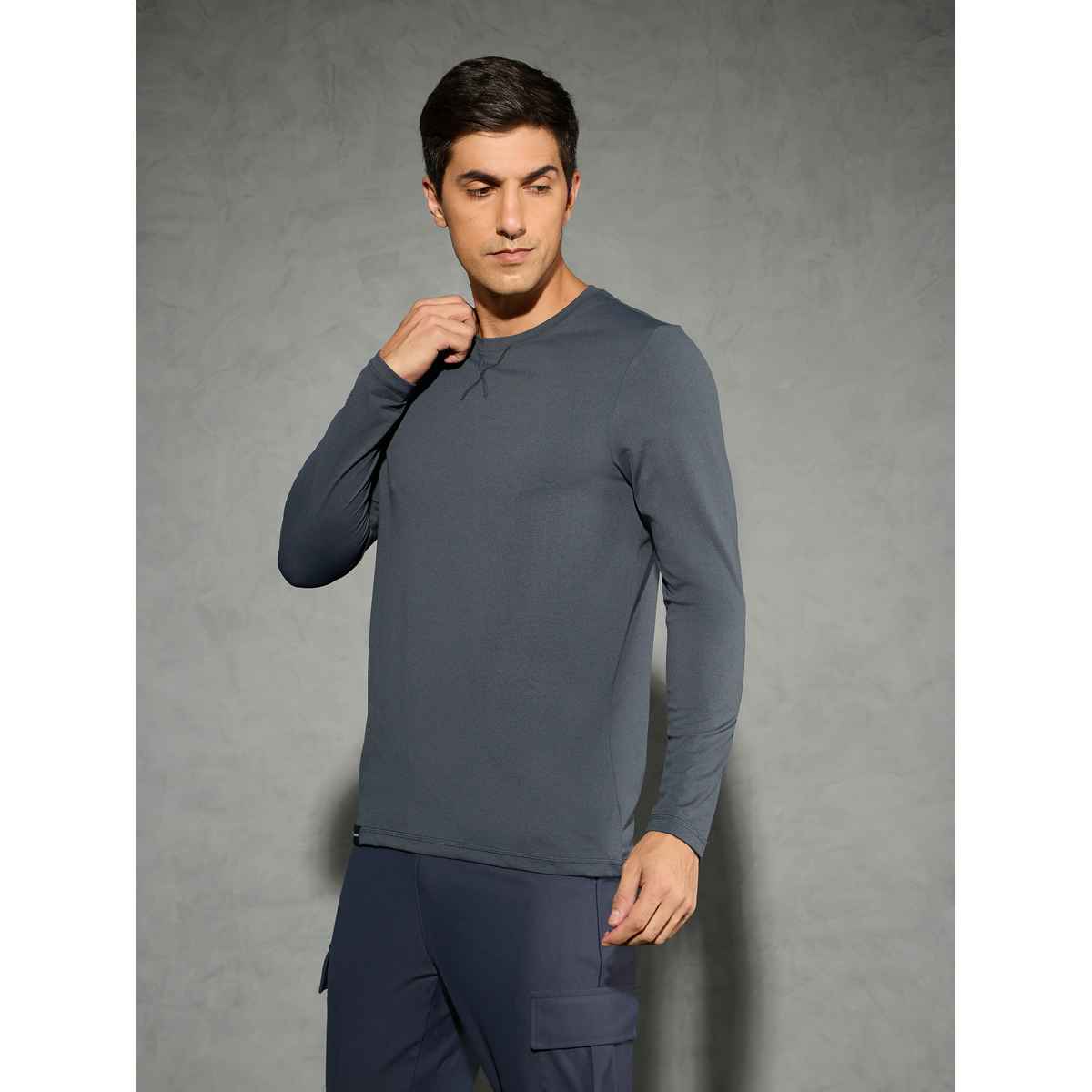 Technosport Men's Poly Solid Slim Fit Round Neck Full Sleeve Sports T-shirt | Carbon Grey - M