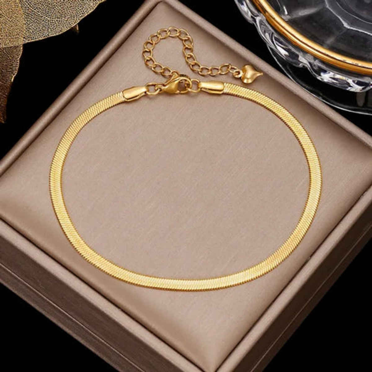 Estailo Fashion Gilded Aura Anklet for Women | Stylish Lightweight Statement Jewellery | A0000008