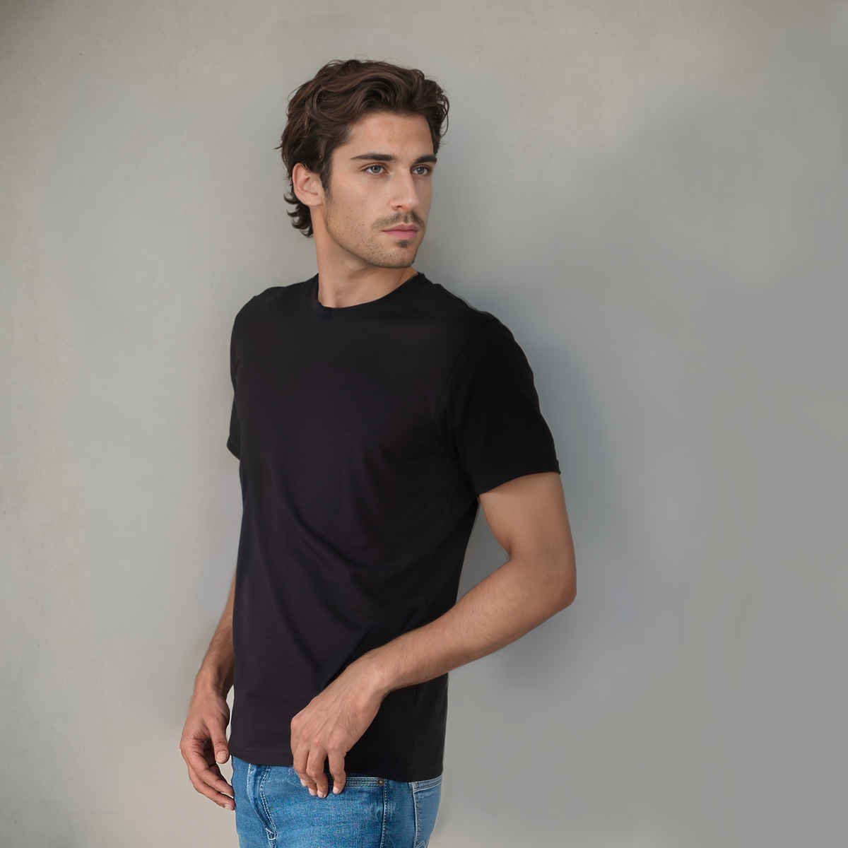 EQL Men's NeoVerse Recycled T-shirt | Black - L