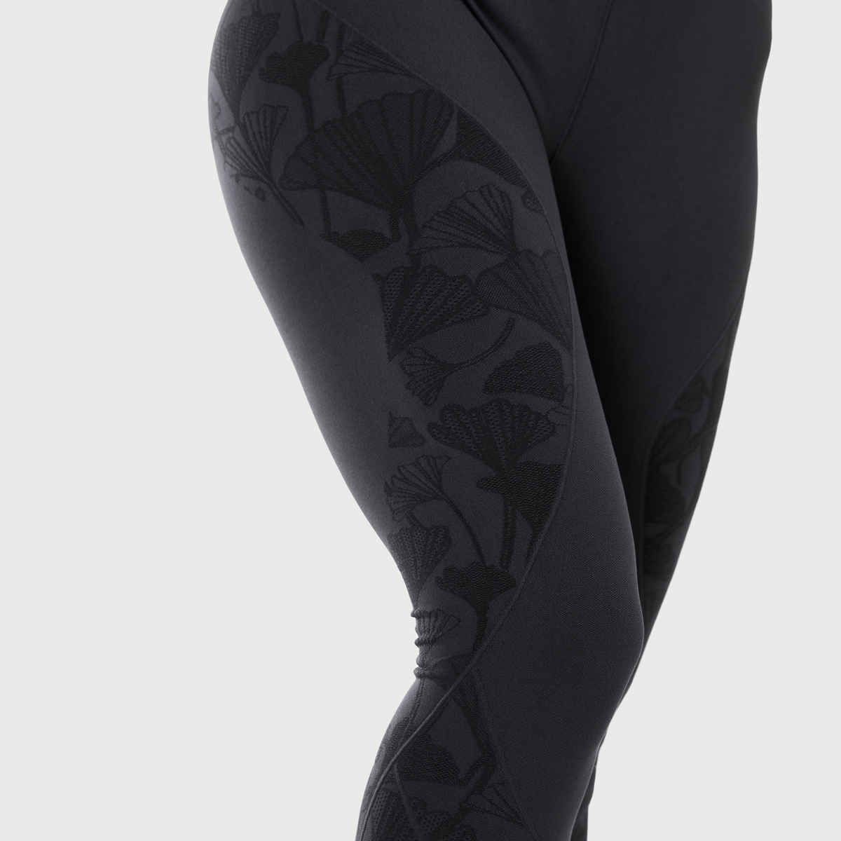 Decathlon | Kimjally WoMen's Pattern Seamless Dynamic Yoga Leggings | Black - L