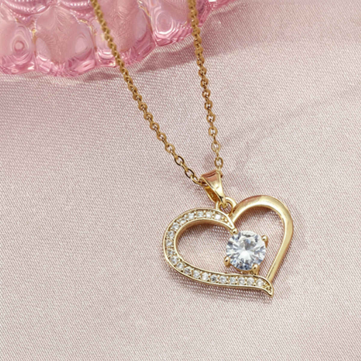 SALTY Amour Pendant Necklace Pendant for Women and Girls| Anti-Tarnish | Gold