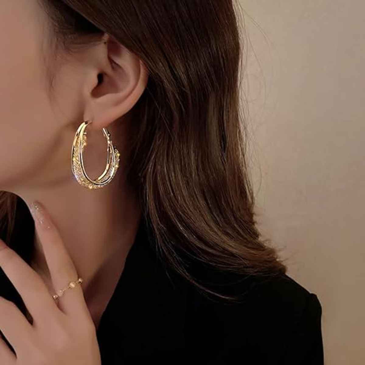 Beautynx Golden Luxe Curve Earrings | BNX-EAR-0040 - Gold