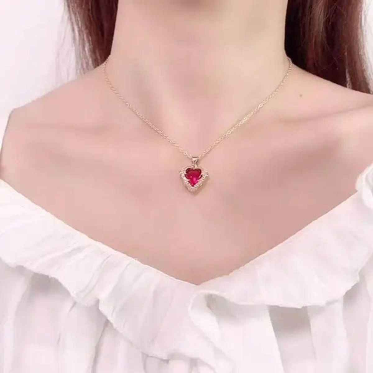 Estailo Fashion Women's Jewellery Necklace & Pendants Red Gold One Size | N0000295