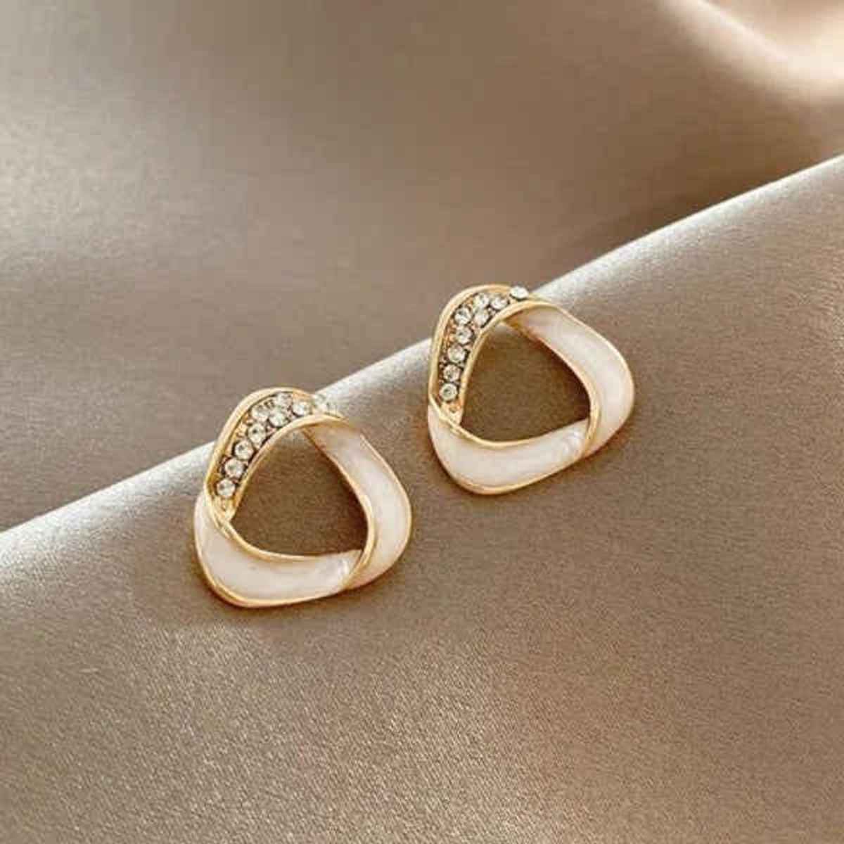 Estailo Fashion Women's Jewellery Earrings Gold White | One Size